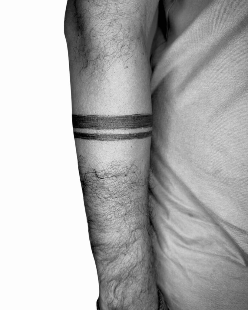 tatuagem bracelete braço masculino